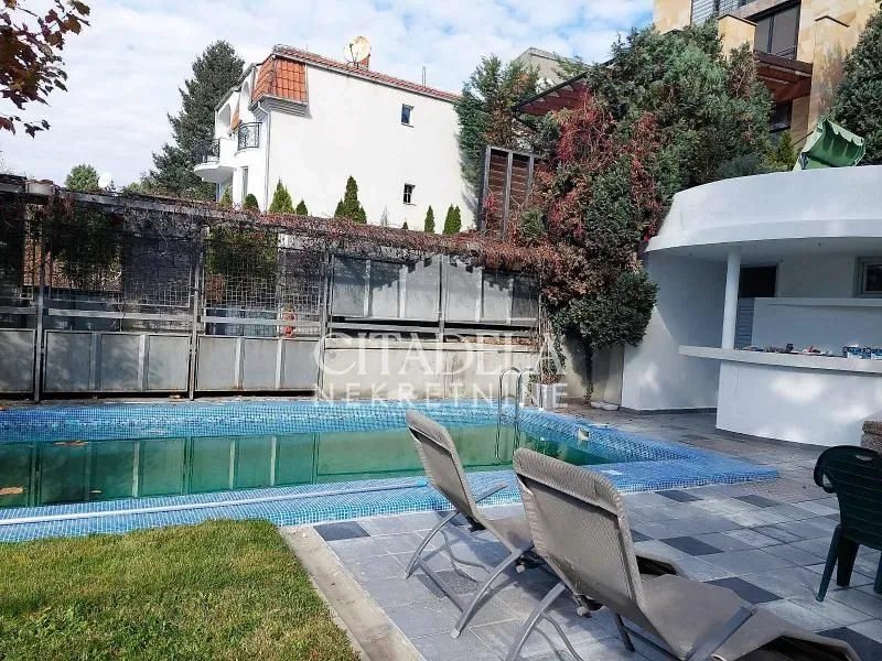 Rent, house, 400m², Savski Venac, Beograd