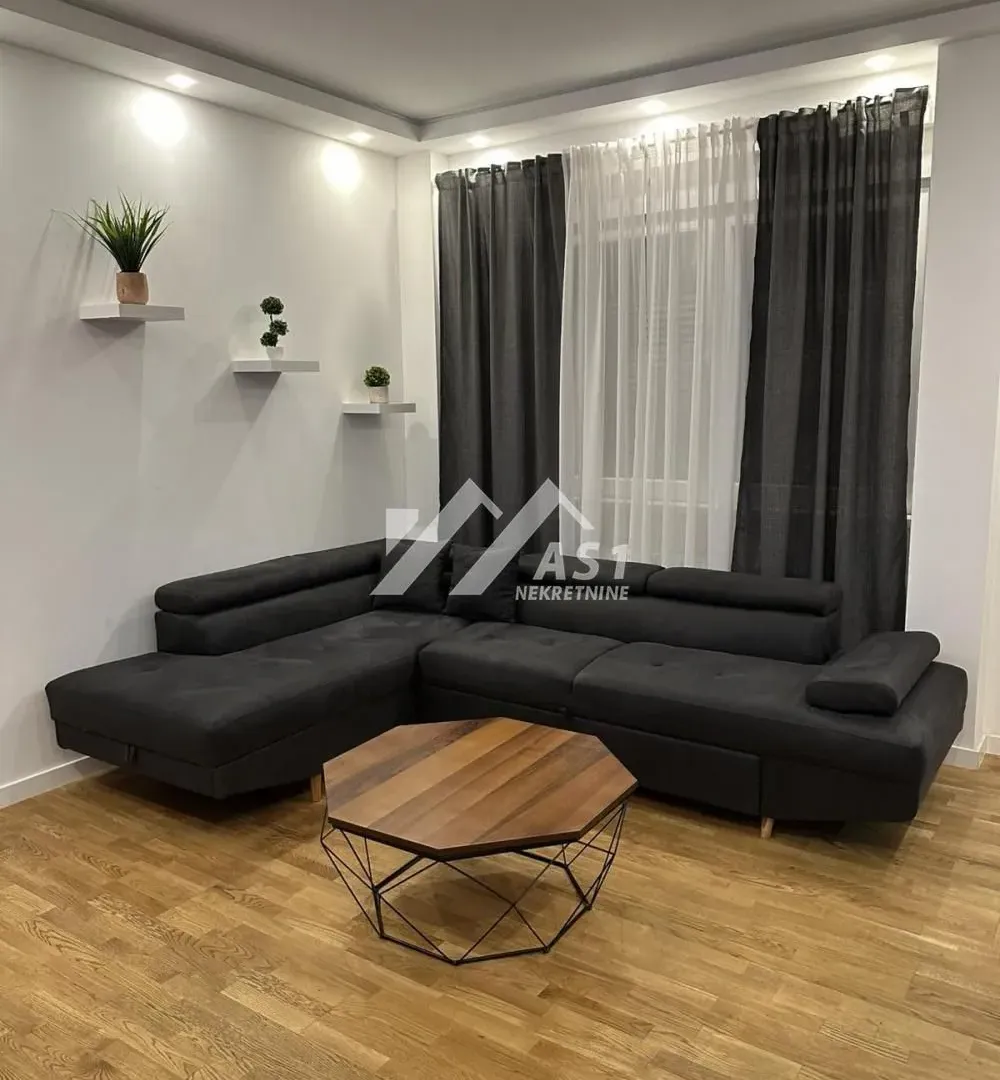 Prodaja, dvosoban stan, 42m², Stari Majur, Petrovaradin