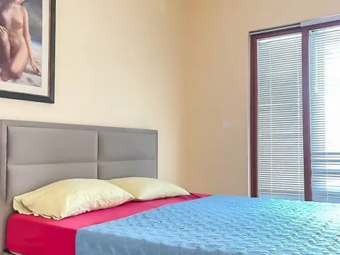 Izdavanje, dvosoban stan, 100m², Centar, Podgorica - image 3