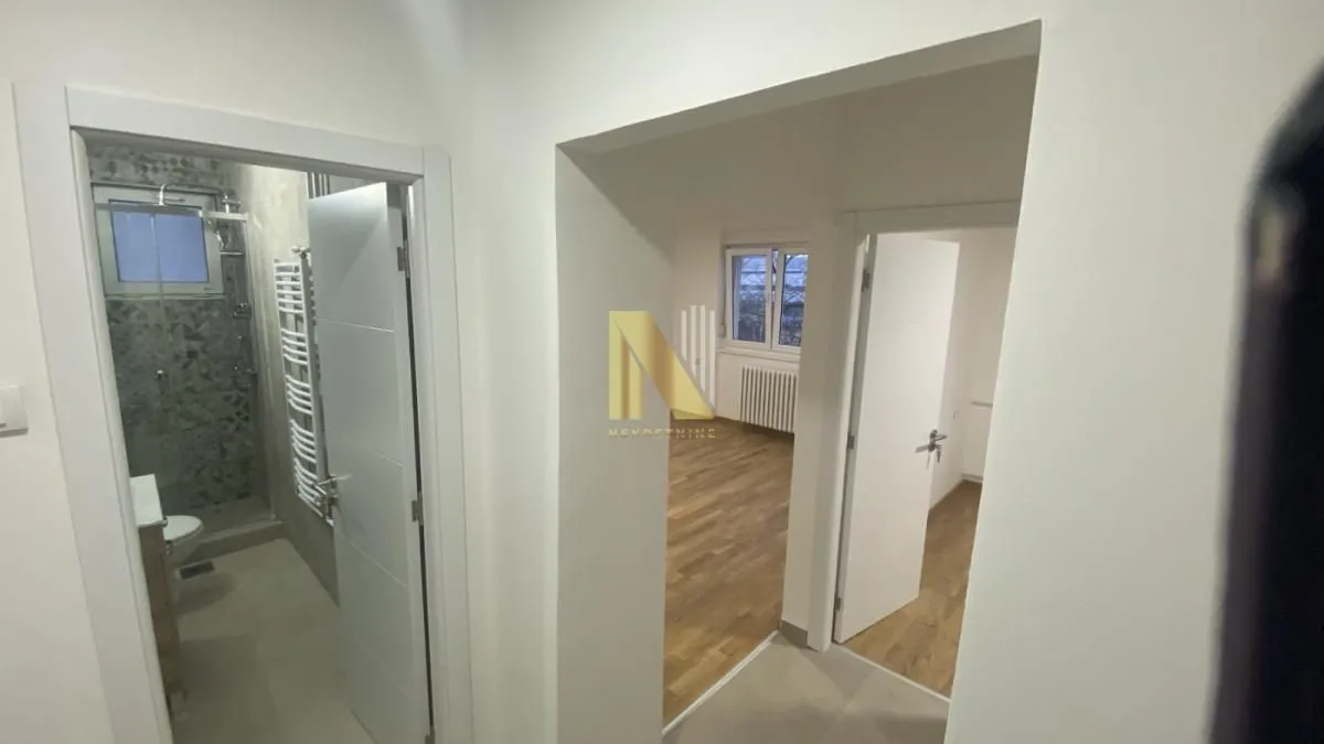 Prodaja, trosoban stan, 54m², Sajmište, Novi Sad