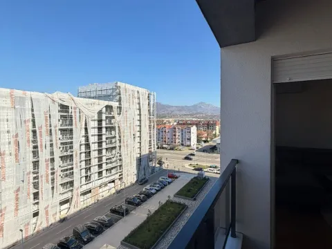 Izdavanje, jednosoban stan, 46m², Stari Aerodrom, Podgorica - image 11
