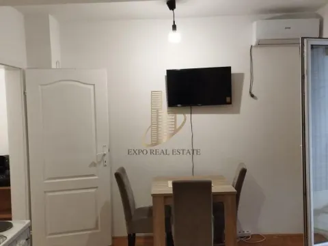 Rent, studio apartment, 30m², Bulevar Oslobodjenja, Novi Sad Sve Podlokacije - image 3