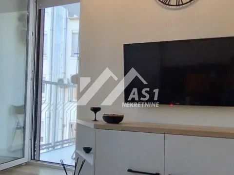 Rent, one bedroom apartment, 37m², Rotkvarija, Novi Sad Sve Podlokacije - image 3