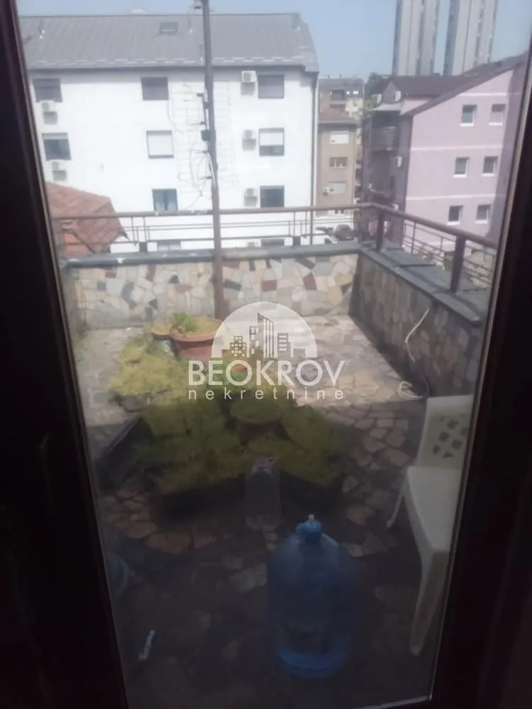 Rent, house, 450m², Vračar Hram, Vračar Sve Podlokacije