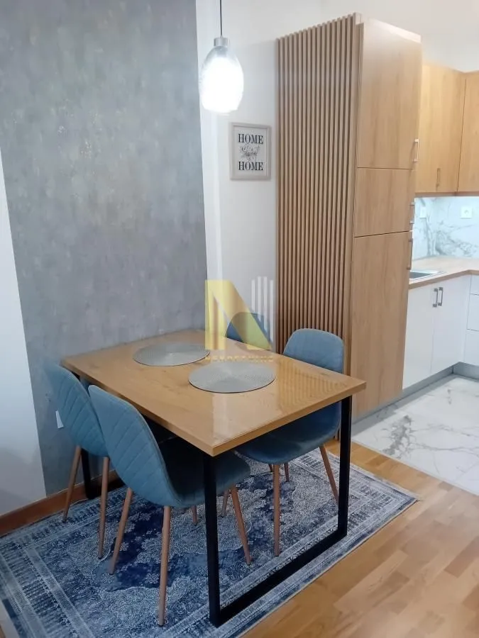 Izdavanje, dvosoban stan, 40m², Avijatičarsko naselje, Novi Sad Sve Podlokacije