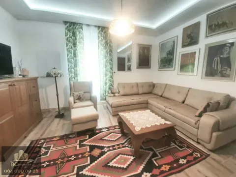 Izdavanje, trosoban stan, 90m2, Vukov Spomenik, Zvezdara, Beograd Izdavanje, trosoban stan, 90m2, Vukov Spomenik, Zvezdara, Beograd