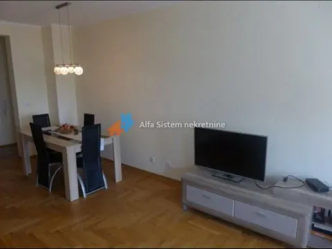 Izdavanje, trosoban stan, 77m², Voždovac Sve Podlokacije, Beograd - image 4