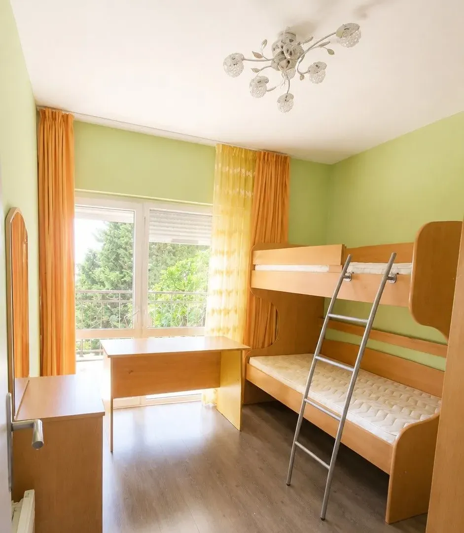 Izdavanje, kuća, 168m², Dubrava, Bar