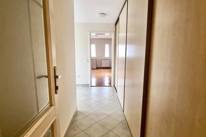 Prodaja, stan, 117m², Donji Dorćol, Dorćol Sve Podlokacije