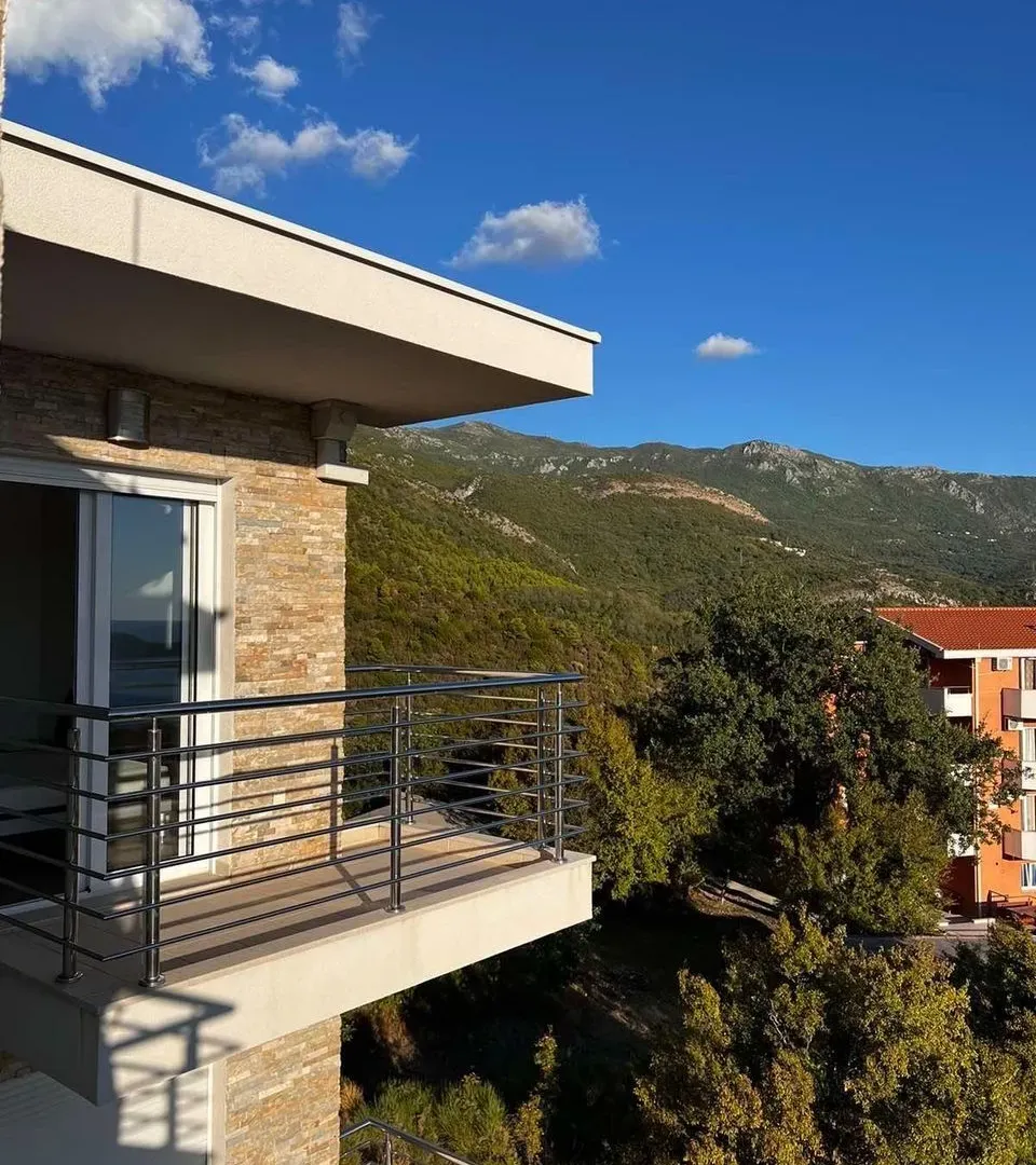 Sale, two bedroom apartment, 78m², Bečići, Budva