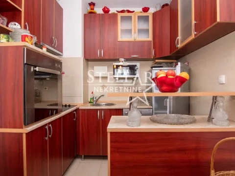 Rent, two bedroom apartment, 55m², Stari Aerodrom, Podgorica - image 13