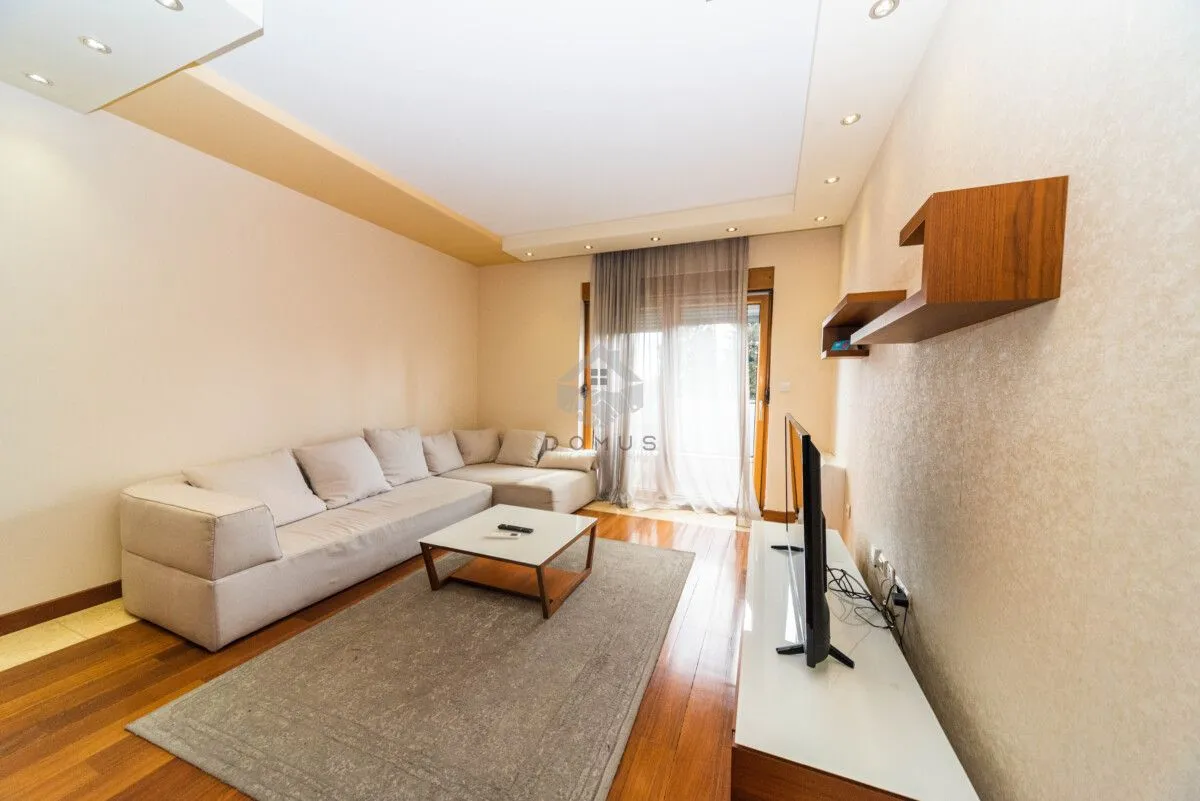 Prodaja, jednosoban stan, 49m², Centar, Podgorica