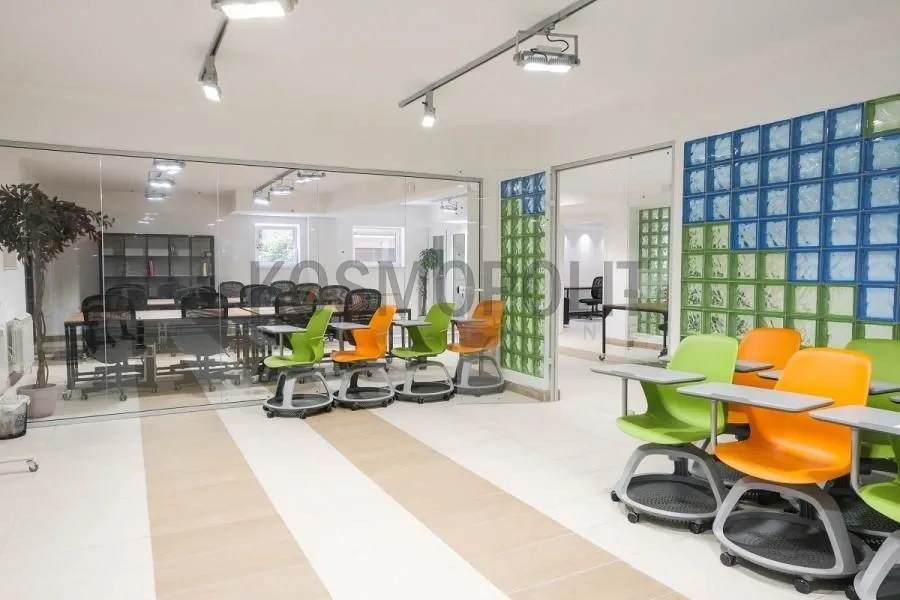 Sale, office space, 315m², Voždovac Sve Podlokacije, Beograd