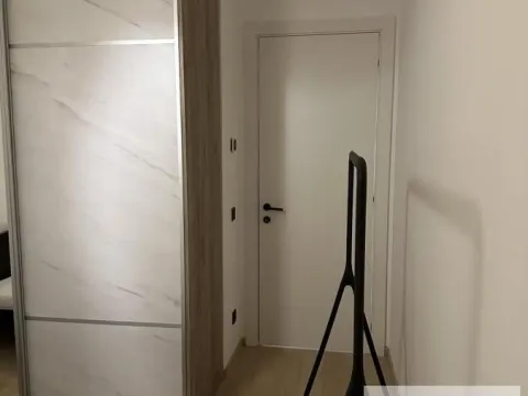 Izdavanje, dvosoban stan, 56m², Stari Grad, Beograd - image 9