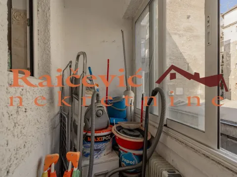 Prodaja, jednosoban stan, 40m², Centar, Stara Pazova - image 14