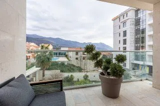 Prodaja, kuća, 400m², Bečići, Budva