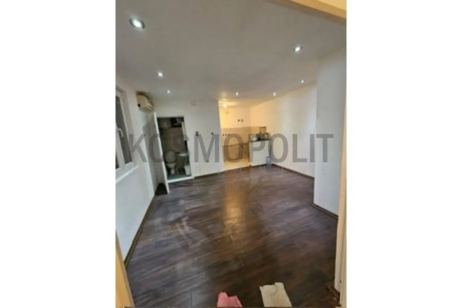 Prodaja, trosoban stan, 87m², Zemun Sve Podlokacije, Beograd