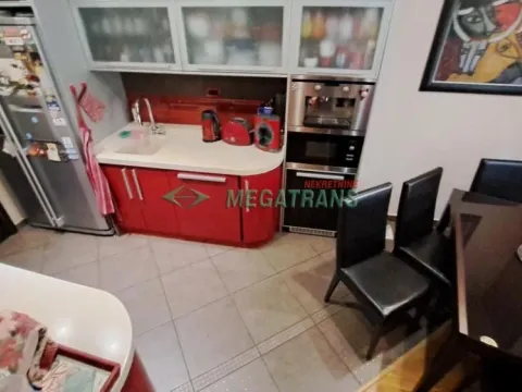 Prodaja, četvorosoban stan, 111m², Grbavica, Novi Sad Sve Podlokacije - image 6