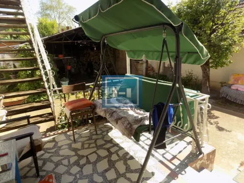 Prodaja, kuća, 216m², Gloždak, Paraćin - image 9