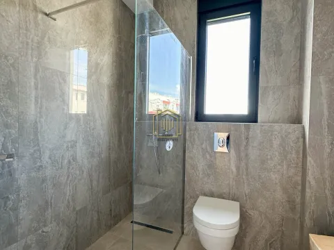 Izdavanje, poslovni prostor, 108m², City Kvart, Podgorica - image 7