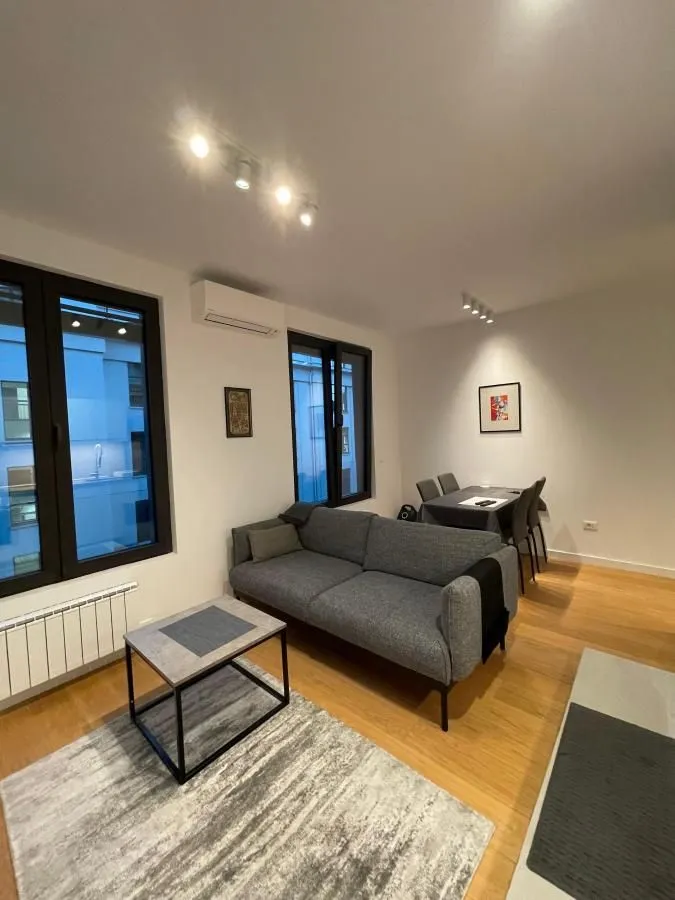 Rent, two bedroom apartment, 40m², Stari Grad, Beograd