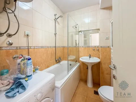 Izdavanje, dvosoban stan, 100m², Preko Morače, Podgorica - image 12