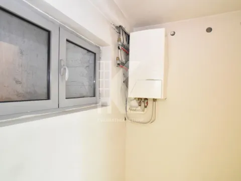 Rent, office space, 155m², Stari Aerodrom, Podgorica - image 26