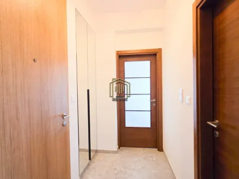 Rent, one bedroom apartment, 43m², Vezirov Most, Podgorica - image 8