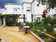 Rent, hospitality venue, 800m², Ugrinovci, Gornji Milanovac - image 1