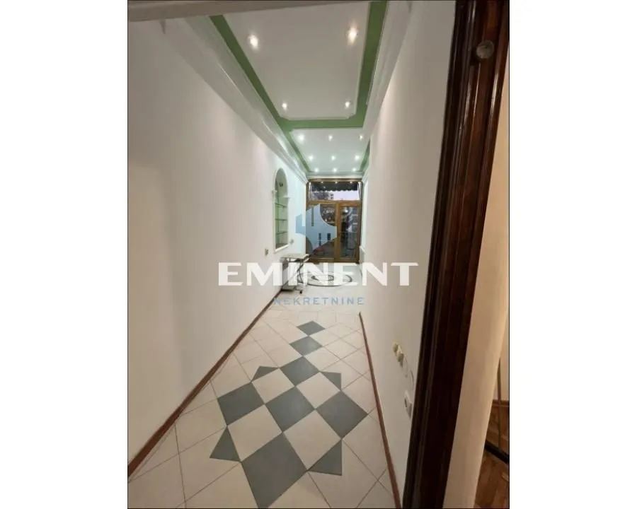 Izdavanje, stan, 120m², Stari Grad, Beograd
