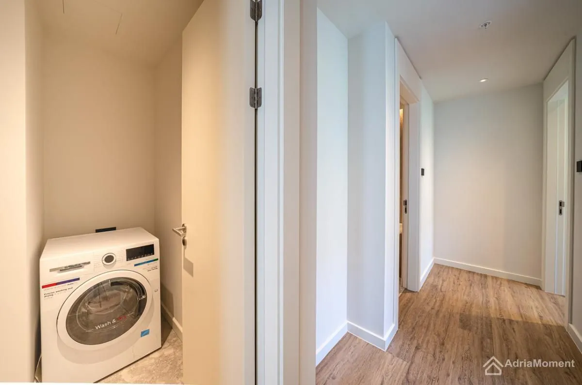 Prodaja, dvosoban stan, 91m², Porto Montenegro, Tivat