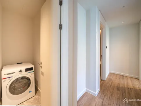 Sale, two bedroom apartment, 91m², Porto Montenegro, Tivat - image 13