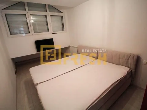 Izdavanje, trosoban stan, 130m², Vranići, Podgorica - image 7