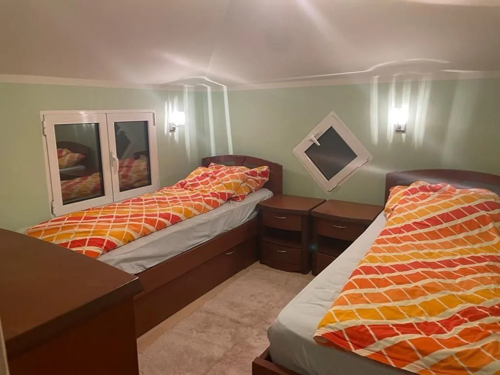 Prodaja, kuća, 194m², Tripovići, Tivat