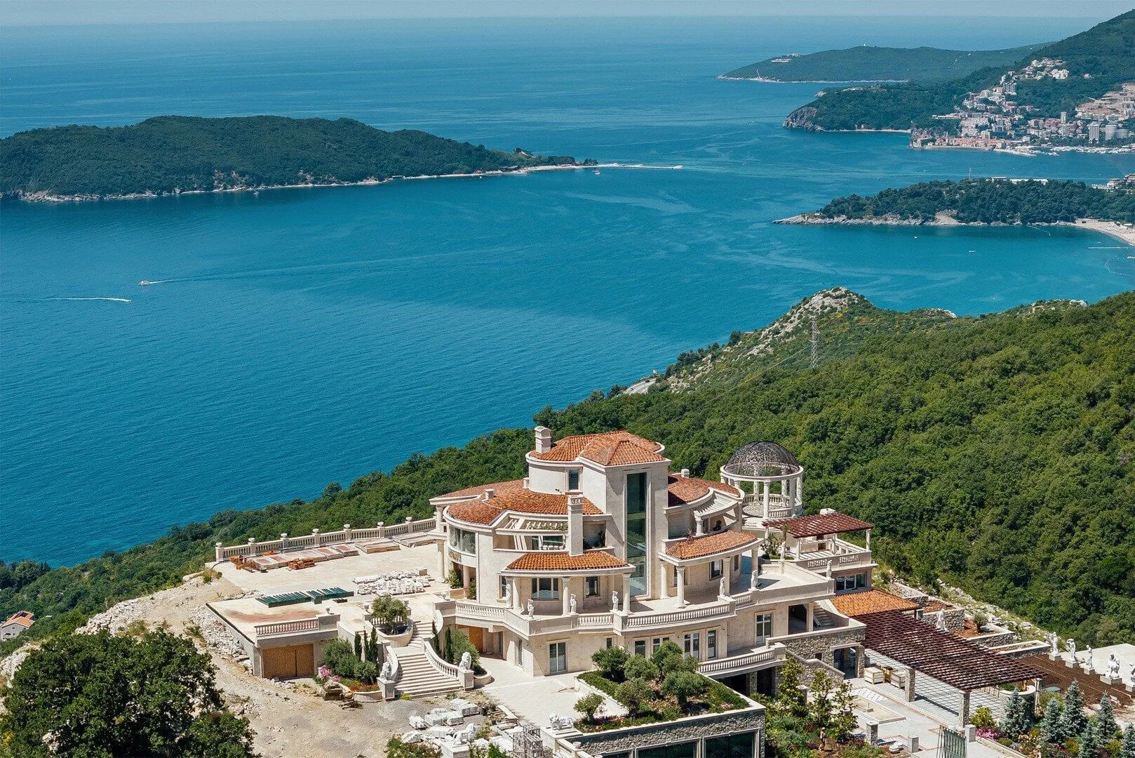 Sale, house, 1777m², Kuljače, Budva