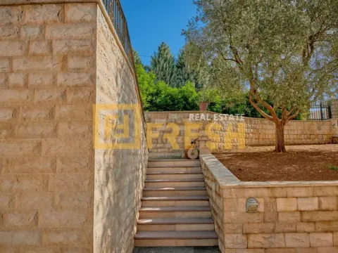 Prodaja, kuća, 300m², Zagorič, Podgorica - image 9