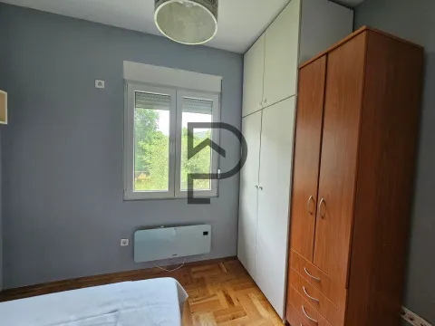 Izdavanje, kuća, 120m², Tološi, Podgorica - image 8