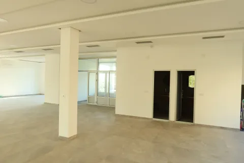 Rent, office space, 250m², Zemun Polje, Beograd - image 7