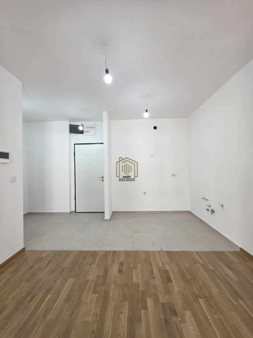 Izdavanje, jednosoban stan, 48m², Stari Aerodrom, Podgorica