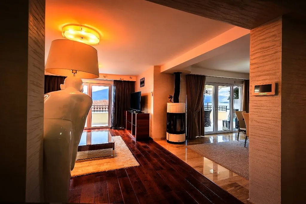 Prodaja, kuća, 283m², Krašići, Tivat