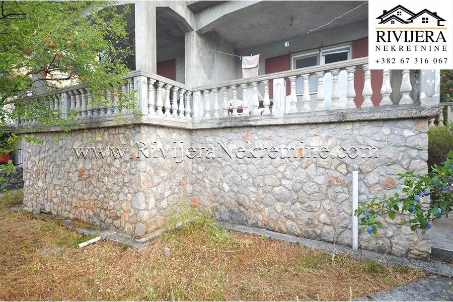 Prodaja, kuća, 165m², Mirište, Herceg Novi