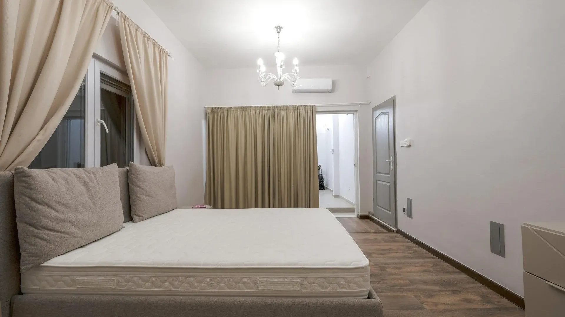 Prodaja, kuća, 198m², Dumidran, Tivat