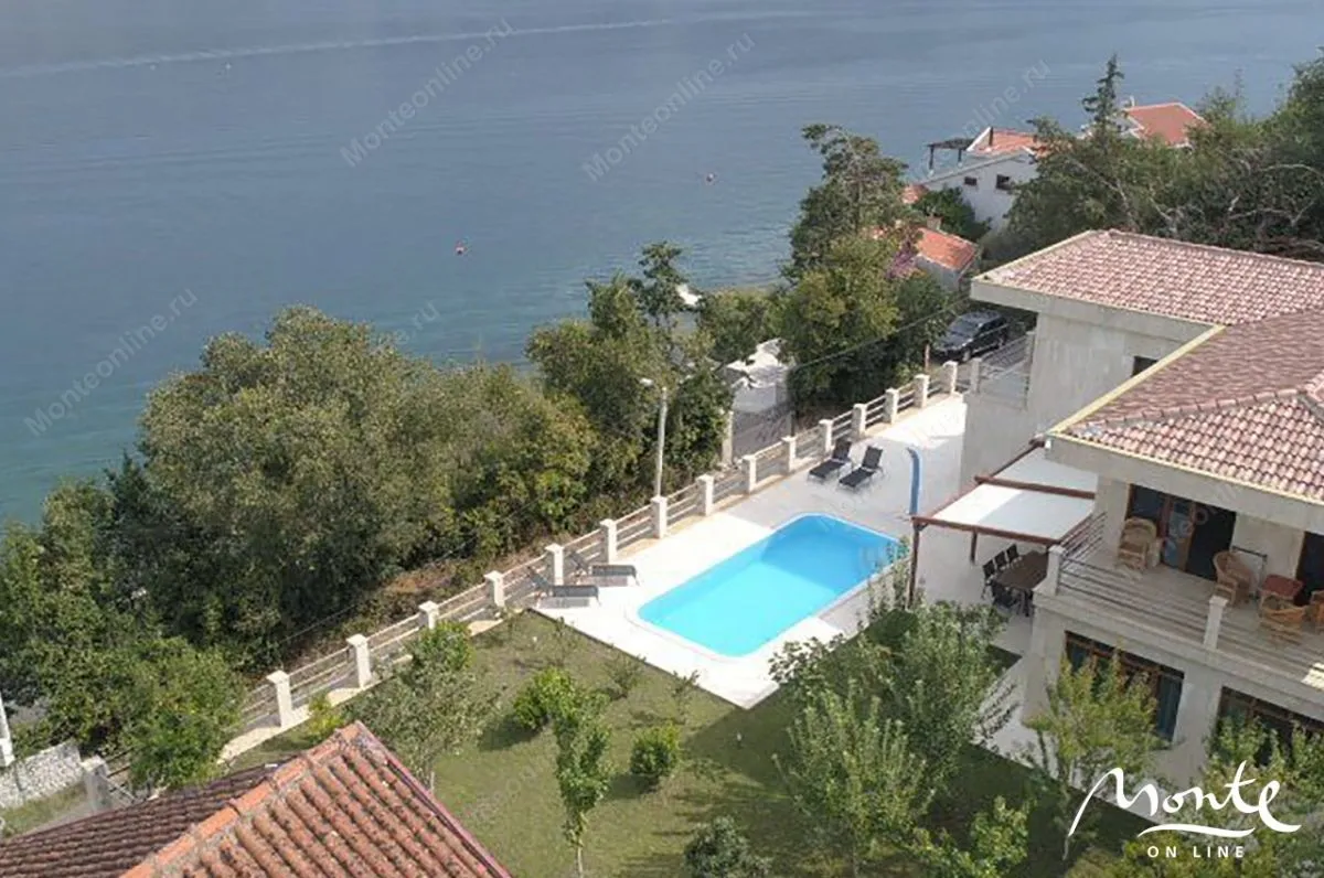 Prodaja, kuća, 372m², Stoliv, Kotor