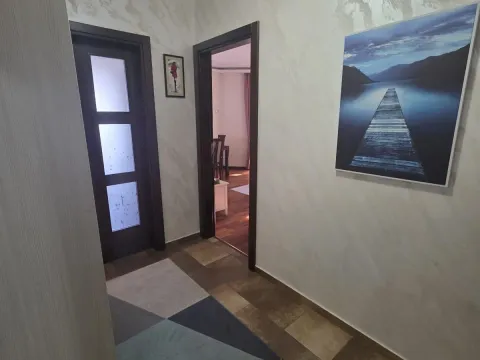 Sale, two bedroom apartment, 73m², Tuški Put, Podgorica - image 11