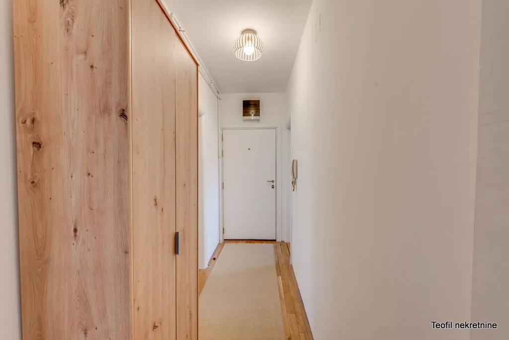 Sale, three bedroom apartment, 63m², Južni Bulevar, Vračar Sve Podlokacije