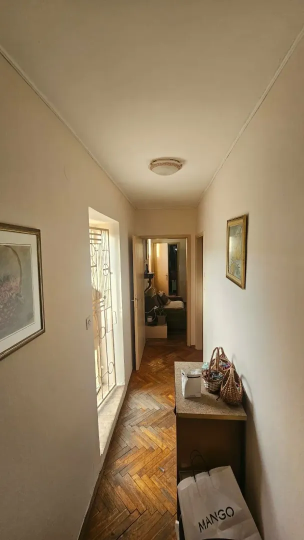 Prodaja, dvosoban stan, 77m², Centar, Podgorica