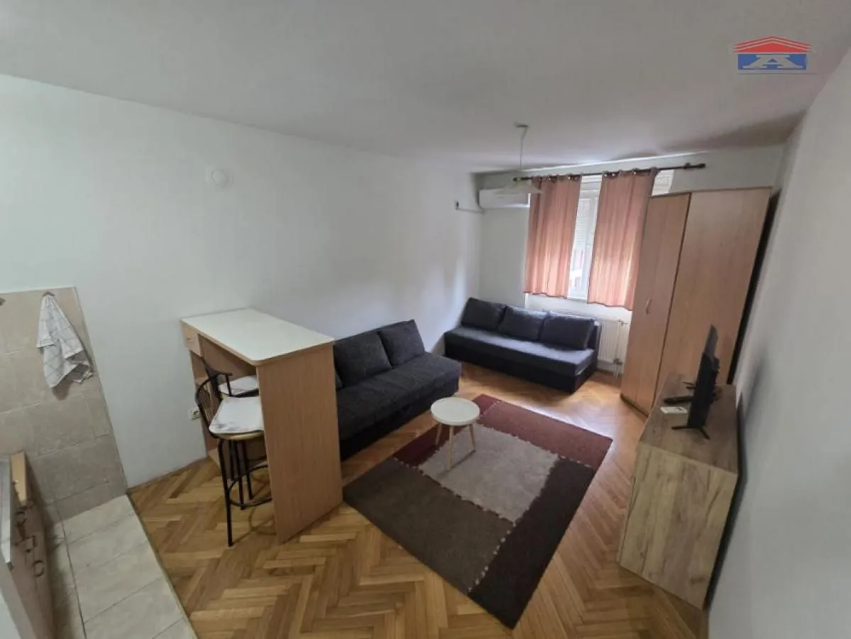 Izdavanje, garsonjera, 25m², Grbavica, Novi Sad Sve Podlokacije