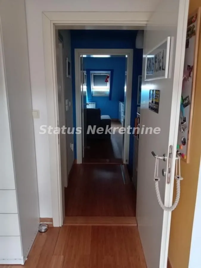 Prodaja, četvorosoban stan, 96m², Grbavica, Novi Sad Sve Podlokacije