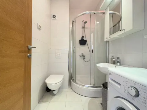 Izdavanje, garsonjera, 30m², City Kvart, Podgorica - image 5