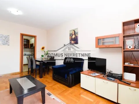 Izdavanje, jednosoban stan, 50m², Preko Morače, Podgorica - image 3